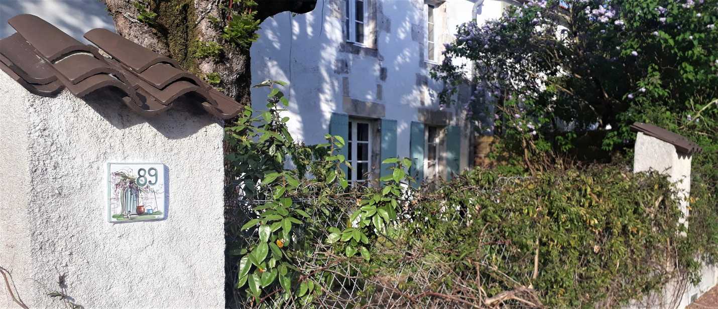 Poterie-Lydia-rescaled Plaque de rue - Les Carreaux de Lydia